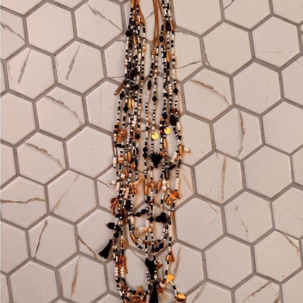 Multicolor Beaded Necklace - Picture 2 of 2